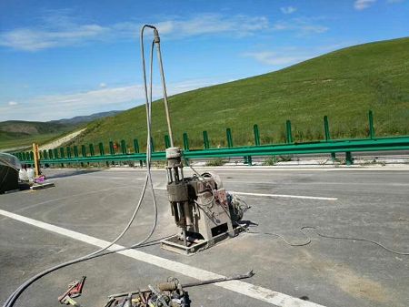 梨树公路地基基础注浆加固